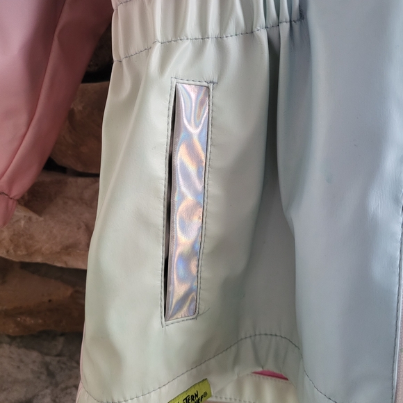 Unicorn-Inspired Ombre Raincoat - Picture 2 of 7